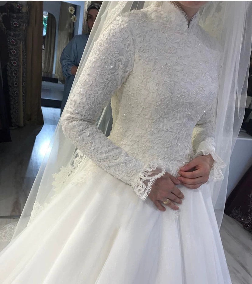 Robe de mariée musulmane à perles