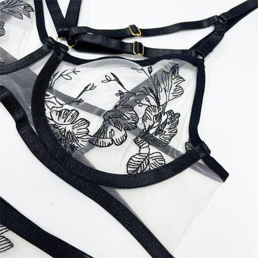 Ensemble trois pièces en dentelle et maille à imprimé floral pour femmes