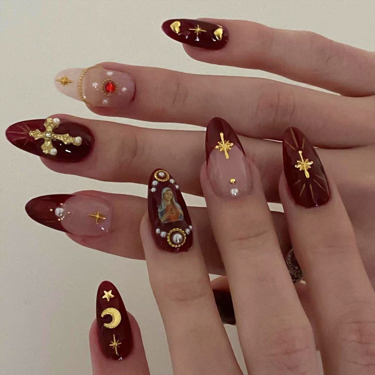 ongles croix flash diamant explosif