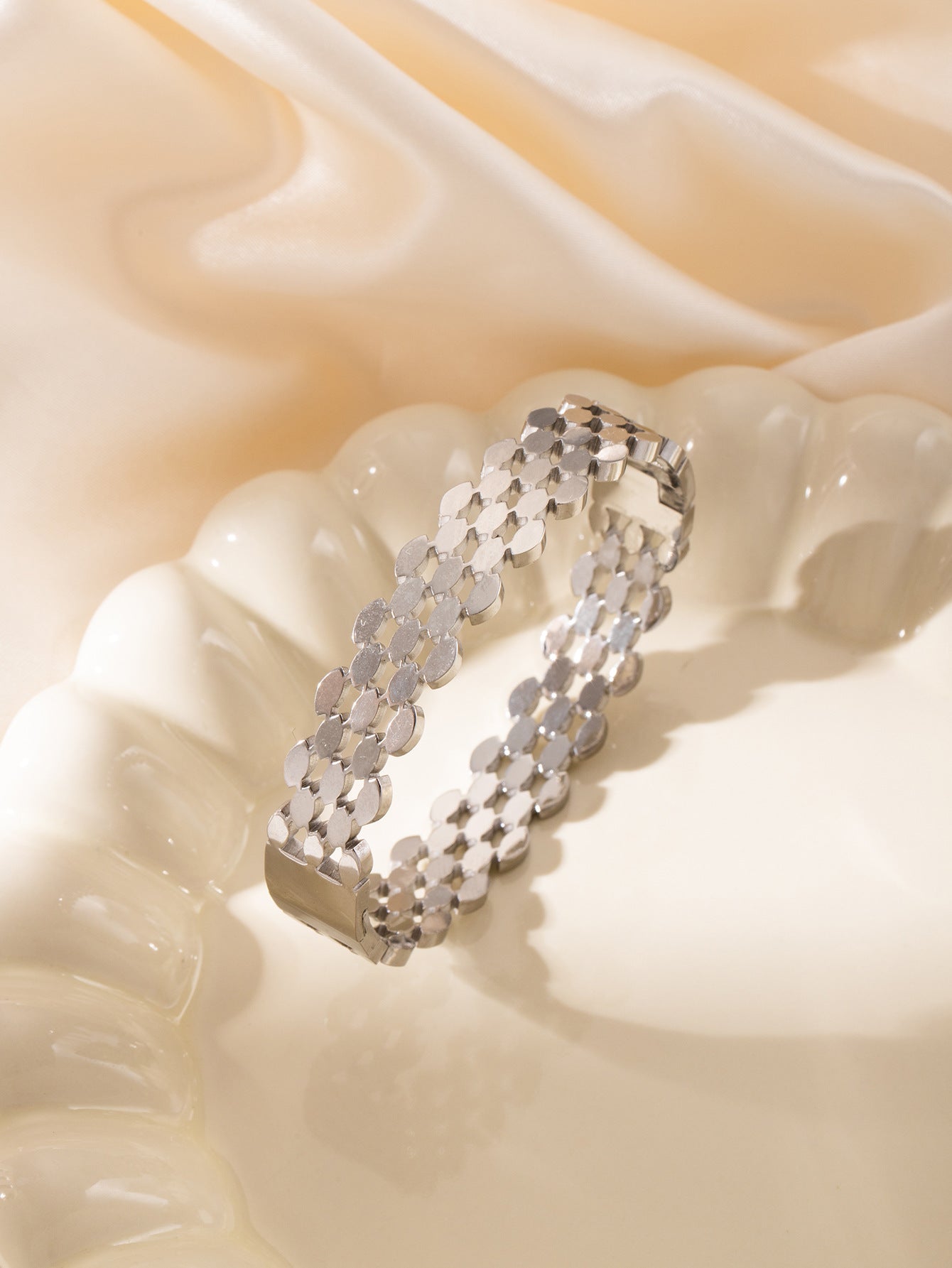 Bracelet nid d'abeille en acier titane ne s'altère pas,en plaqué or 18K
