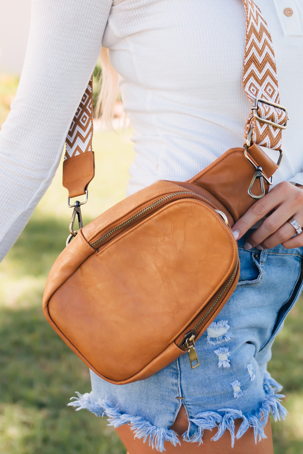 Sac bandoulière Western Crossbody zippé en similicuir marron