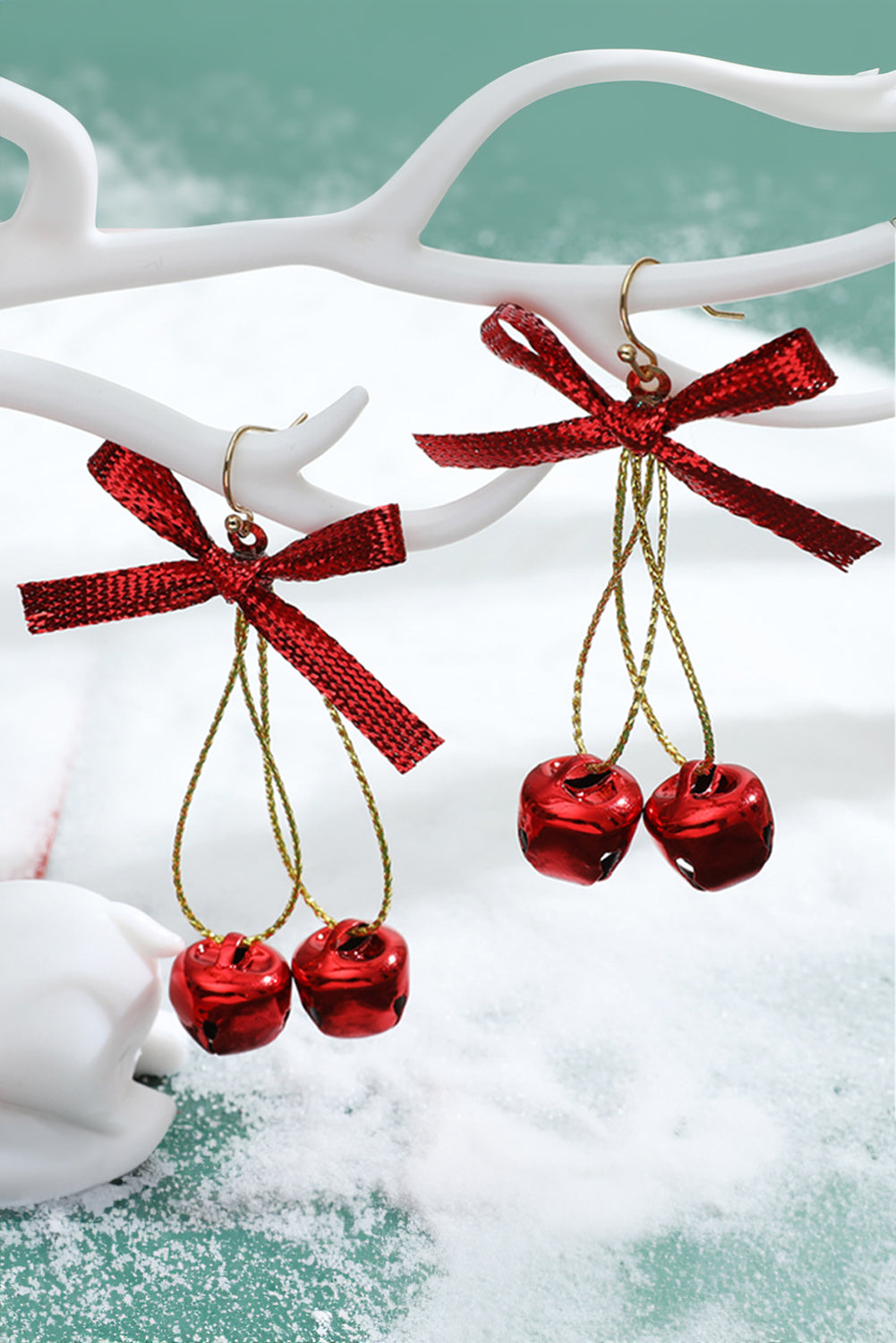 Boucles d'oreilles pampilles de Noël avec nœud papillon rouge flamboyant