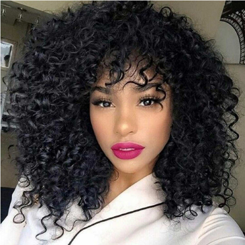 Perruque de cheveux humains bouclés courte pour femmes africaines. Perruque de cheveux avec  petites boucles et frange