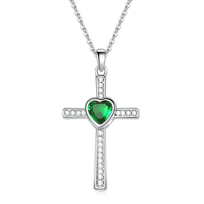 Collier pendentif diamant en forme de croix en pierre et zircon