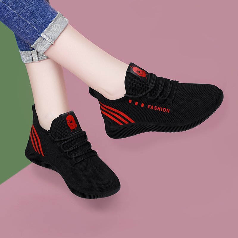 Chaussures en filet pour femmes