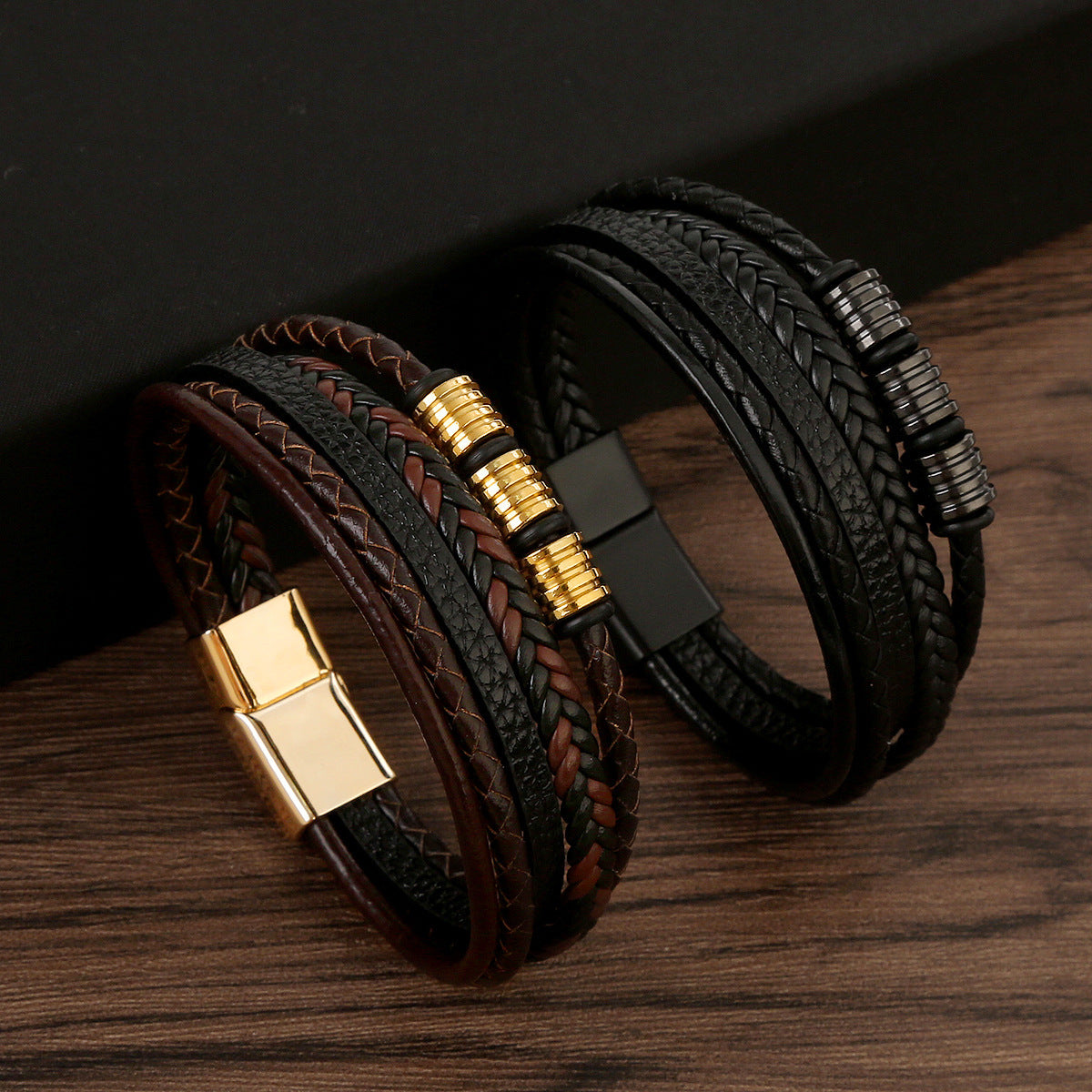 Bracelet en acier inoxydable à boucle magnétique en cuir pour homme