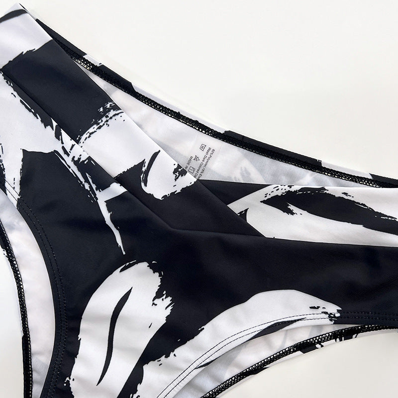 Maillot de bain trois pièces pour femme imprimé noir et blanc