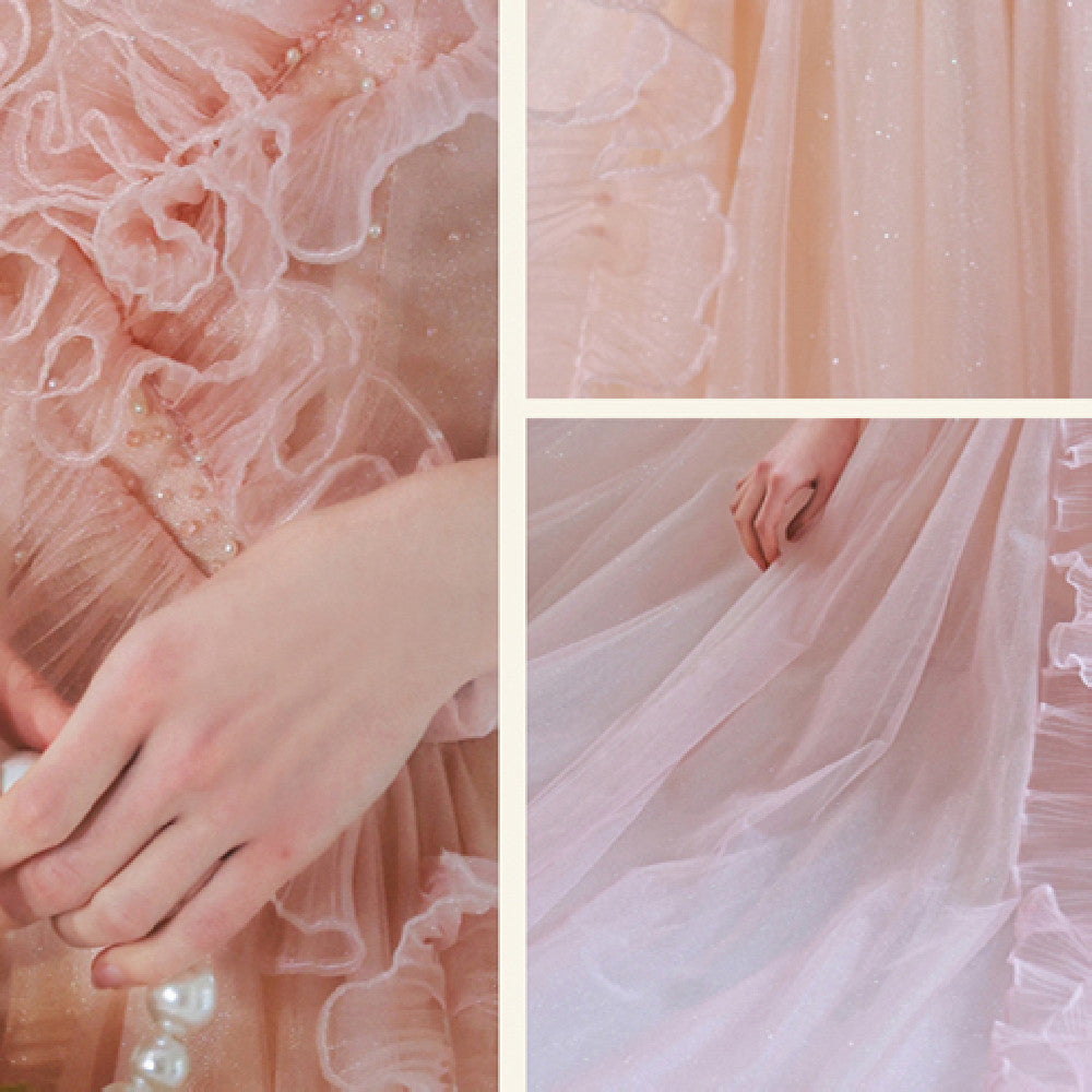 Robe de mariée et robe de soirée de l'animatrice