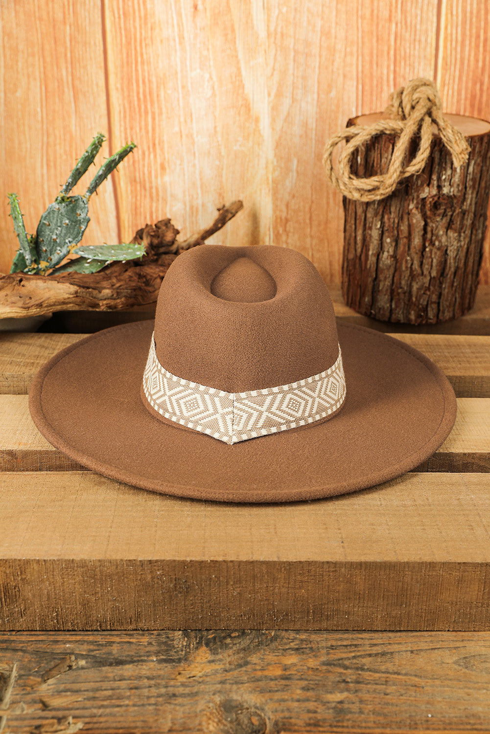 Chapeau de cow-boy tissé à bord plat, patchwork western marron