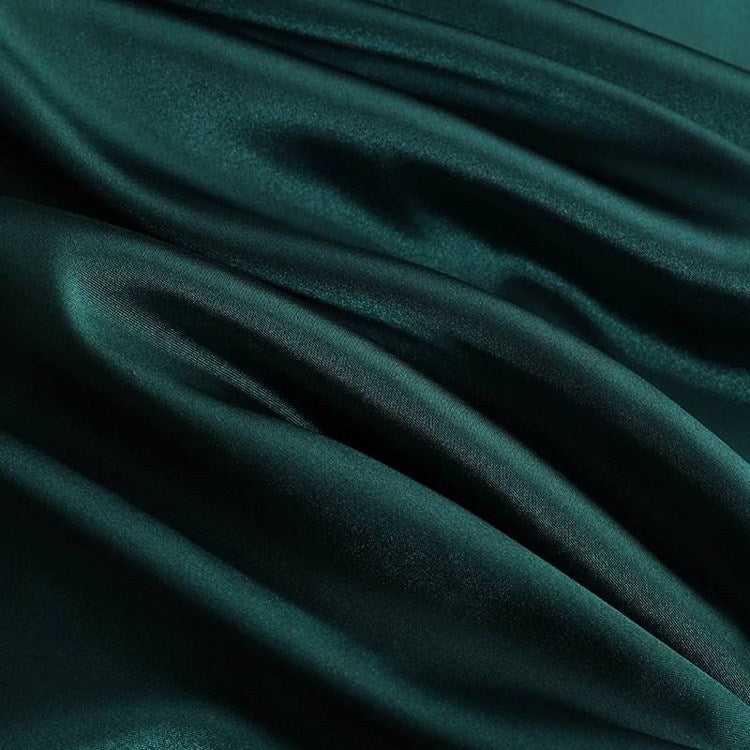 Robe soirée portefeuille à manches longues et col moulant pour femme