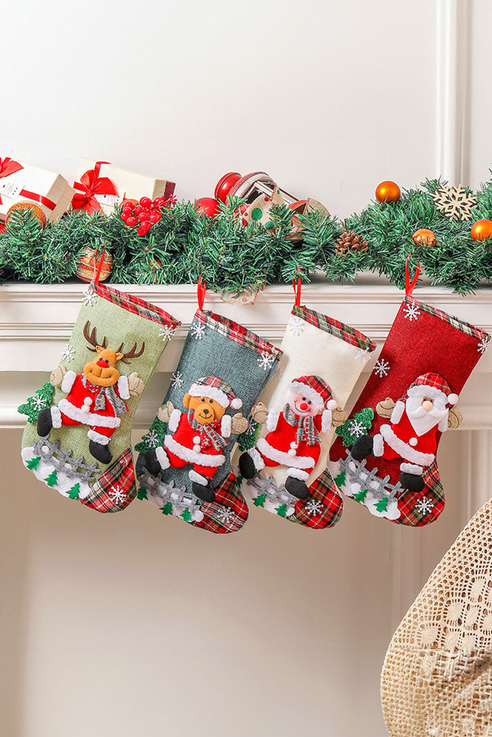 Chaussette de Noël rouge flamboyant pour décoration de la maison