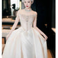 Robe de mariée légère en satin à épaules dénudées