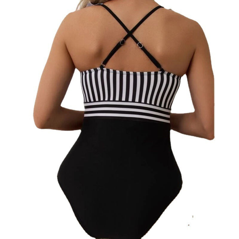 Maillot de bain une pièce à larges bretelles de style français pour femmes