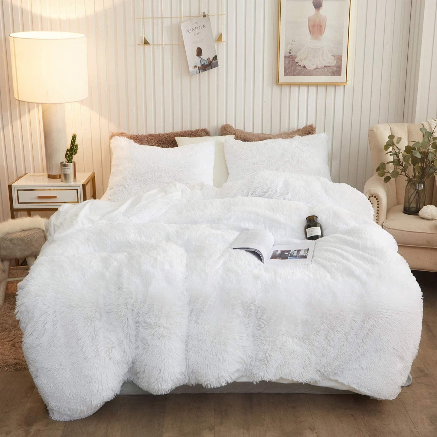 Housse de couette d’hiver en peluche trois pièces. Literie quatre pièces