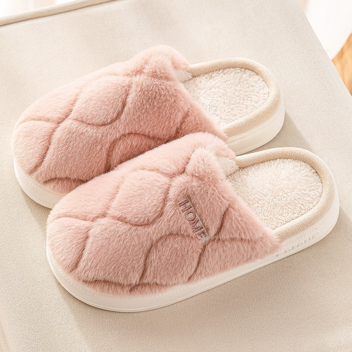 Pantoufles d'hiver en peluche pour femme