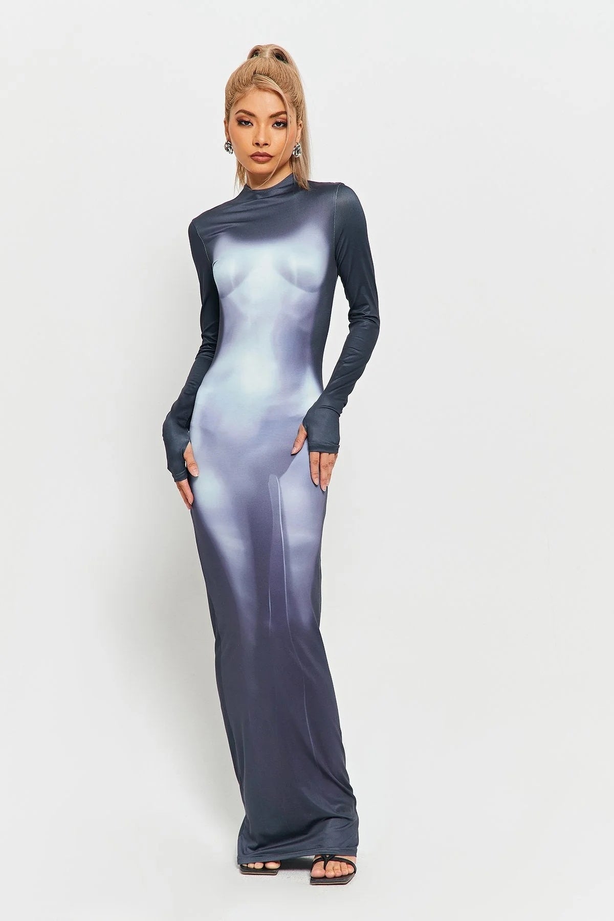 Robe de soirée à manches longues et super longue avec impression 3D