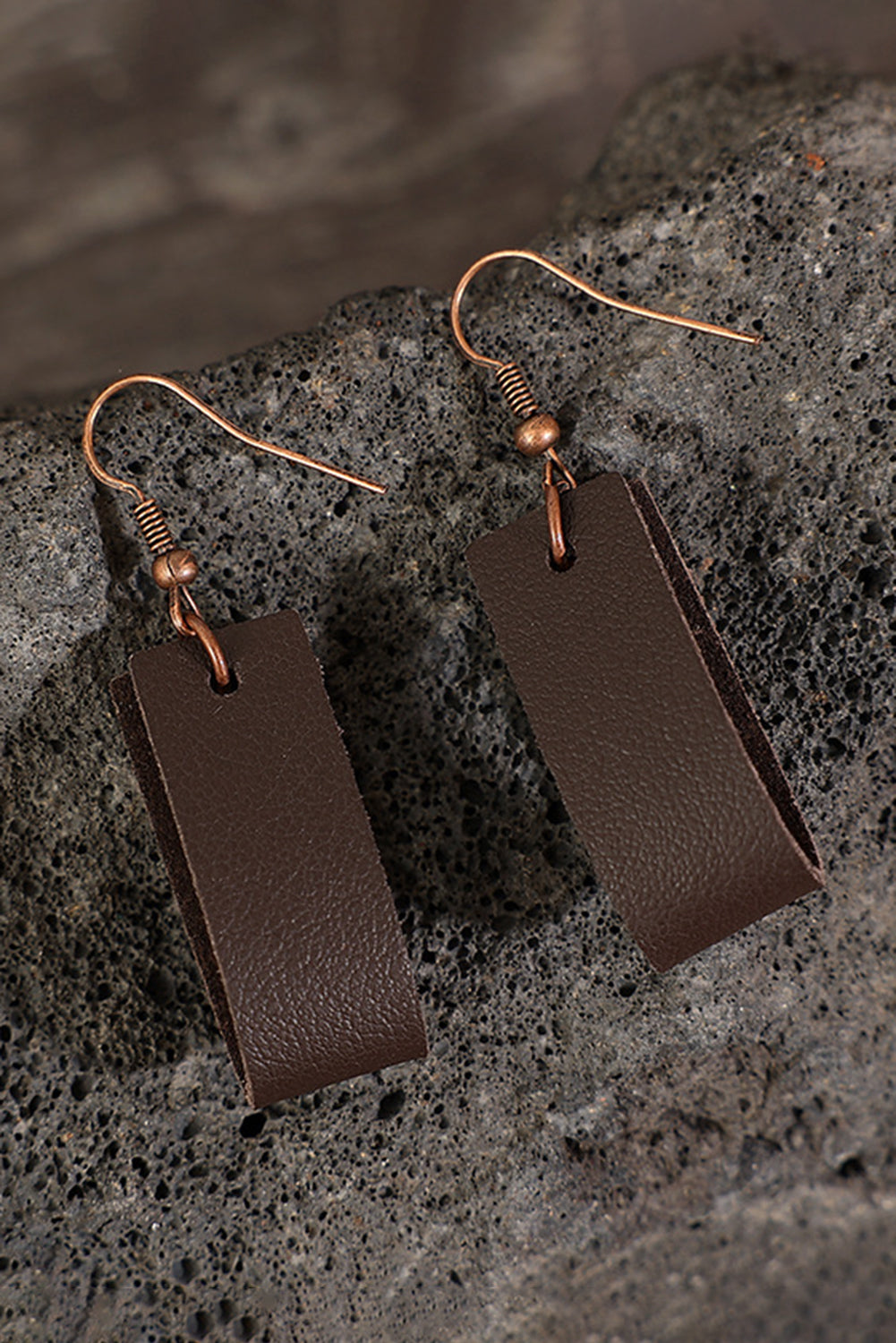 Pendants d'oreilles en cuir PU marron foncé