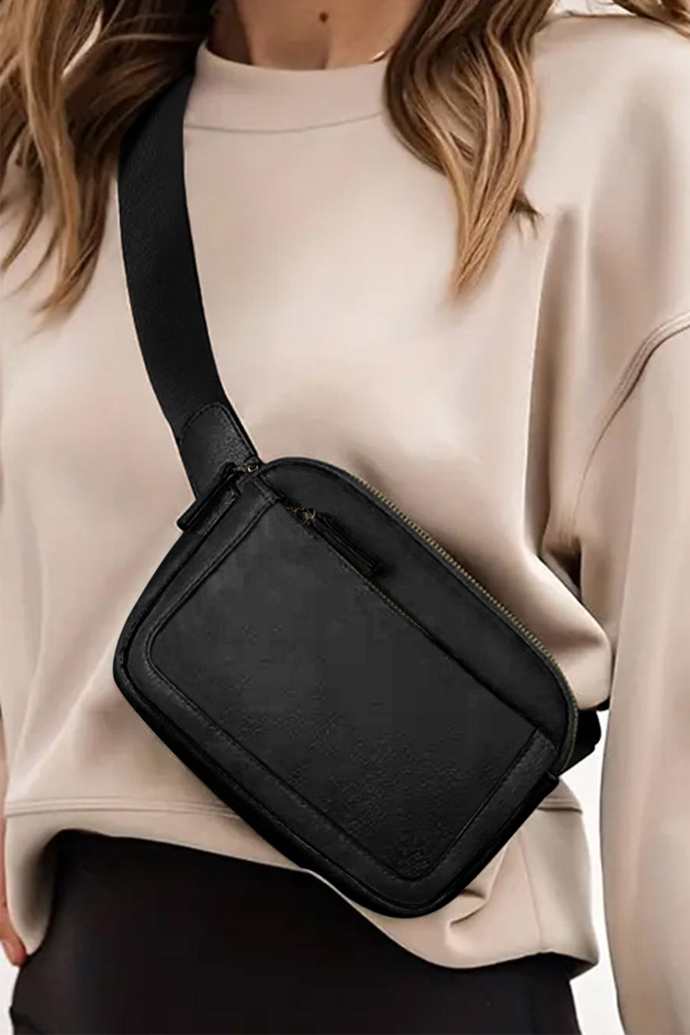 Sac à bandoulière minimaliste multizippé noir