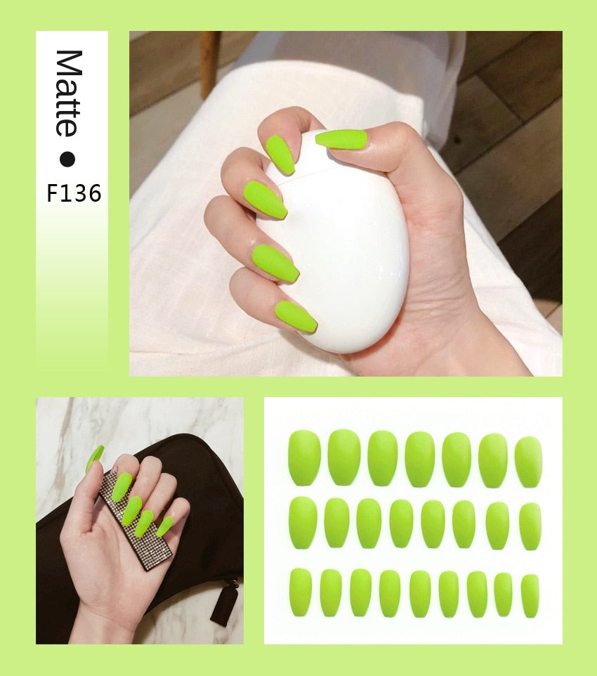 Faux ongles – Stiletto longs, transparents, mat, complets, avec colle