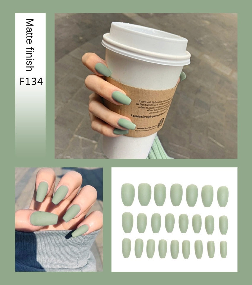 Faux ongles – Stiletto longs, transparents, mat, complets, avec colle