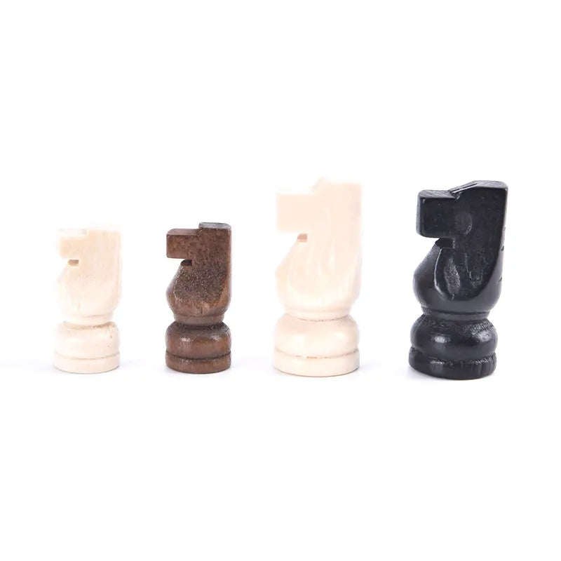 Set Échecs Complet – 32 Pièces en Bois, Accessoires de Jeu