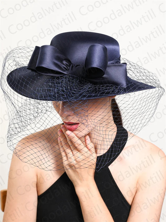 Fascinator Voile & Nœud – Élégance Chic