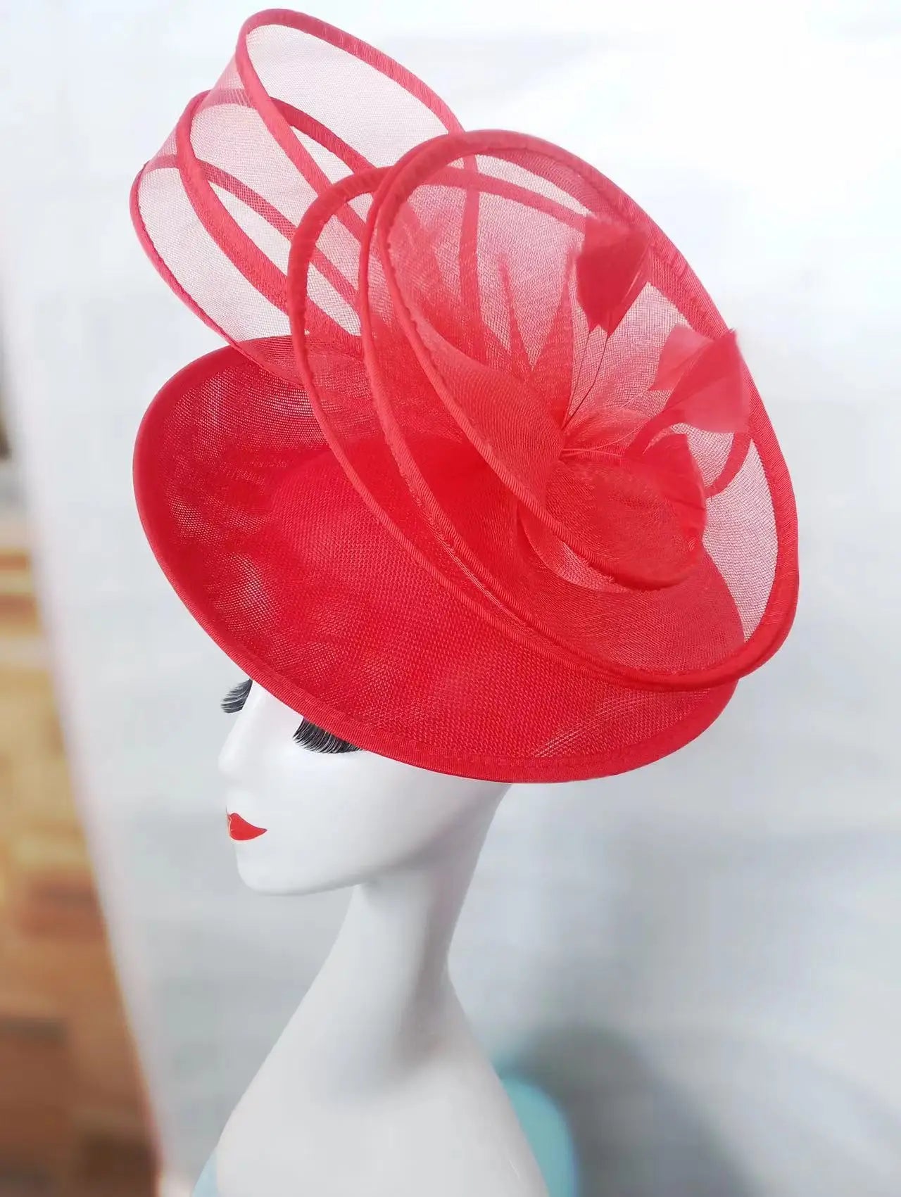 Fascinator Élégant avec Plumes – Chapeau de Mariage, Banquet & Cérémonie