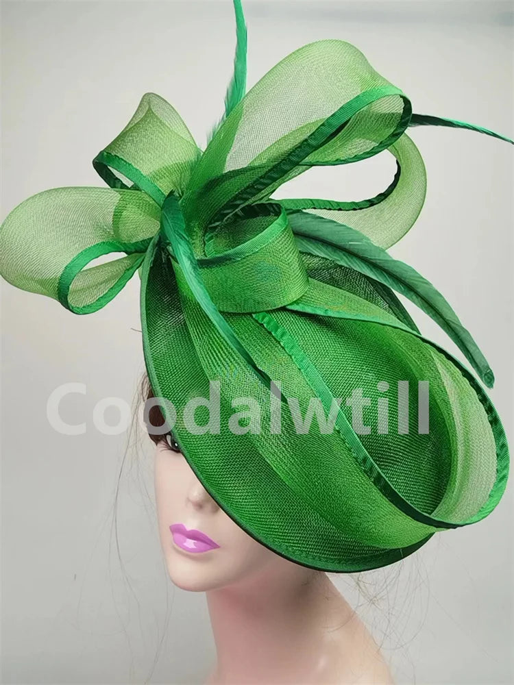 Chapeau Fascinateur Pillbox Élégant - Accessoire de Mariage et Dîner