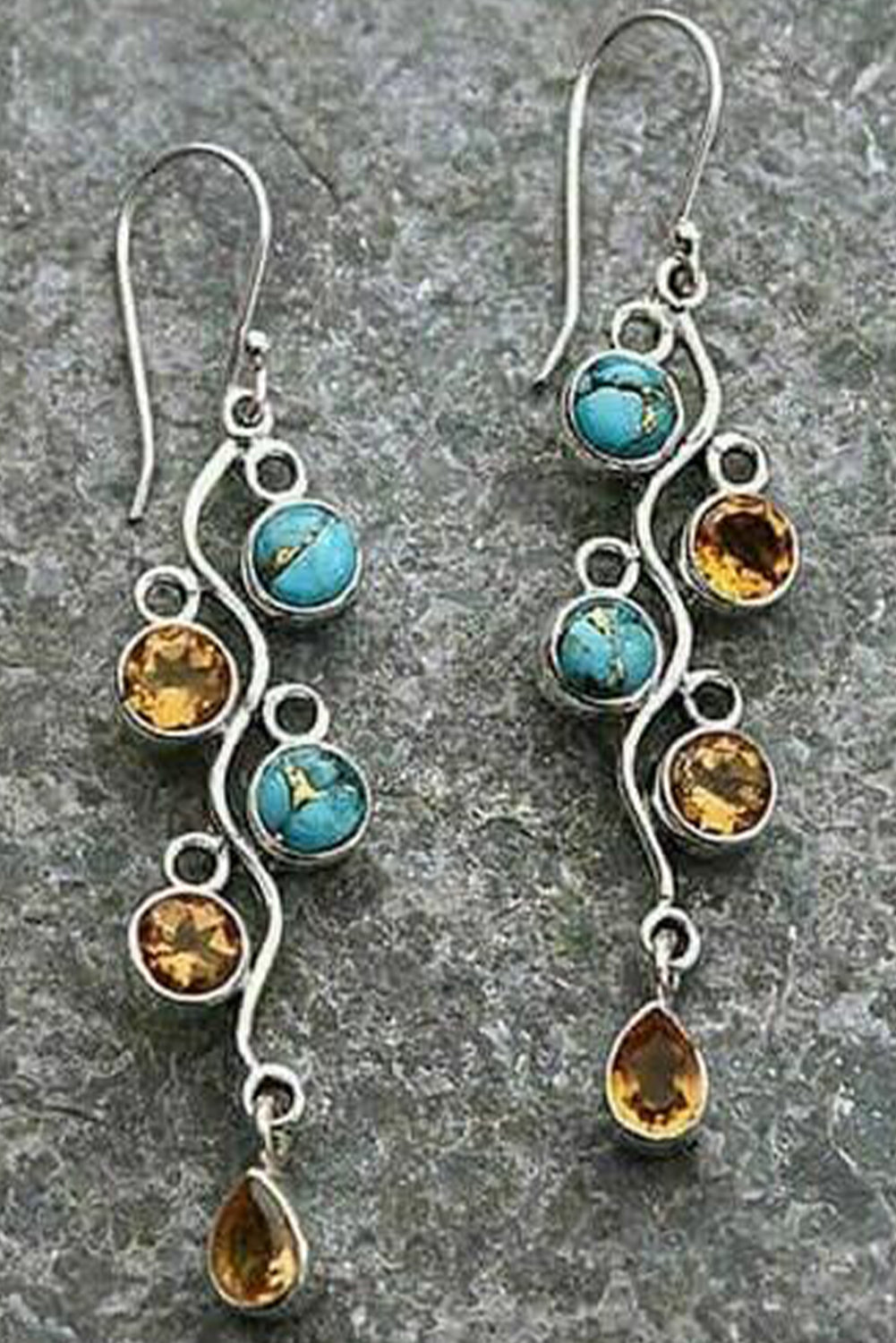 Boucles d'oreilles pendantes en alliage argenté avec turquoise et strass