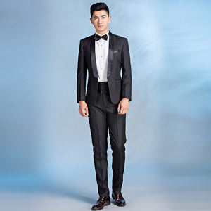 Costumes pour hommes à la mode et simples