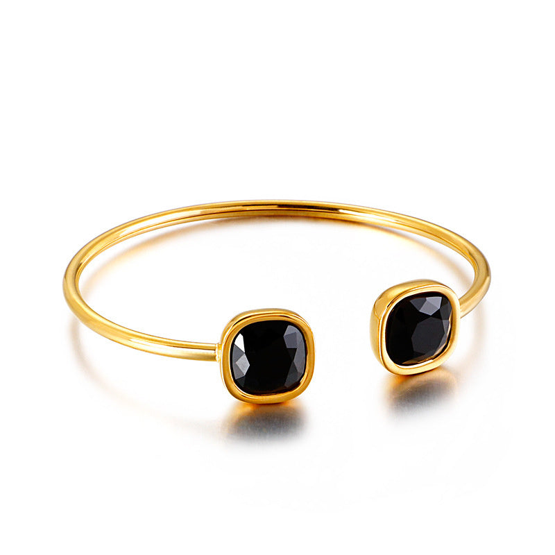Bracelet en acier inoxydable avec ouverture carrée et creuse