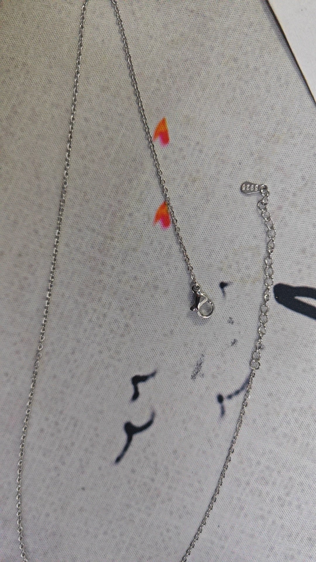 Boucles d'oreilles à pendentif en zircon (trois pièces). Accessoires de beauté pour femmes