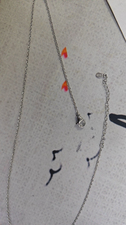 Boucles d'oreilles à pendentif en zircon (trois pièces). Accessoires de beauté pour femmes