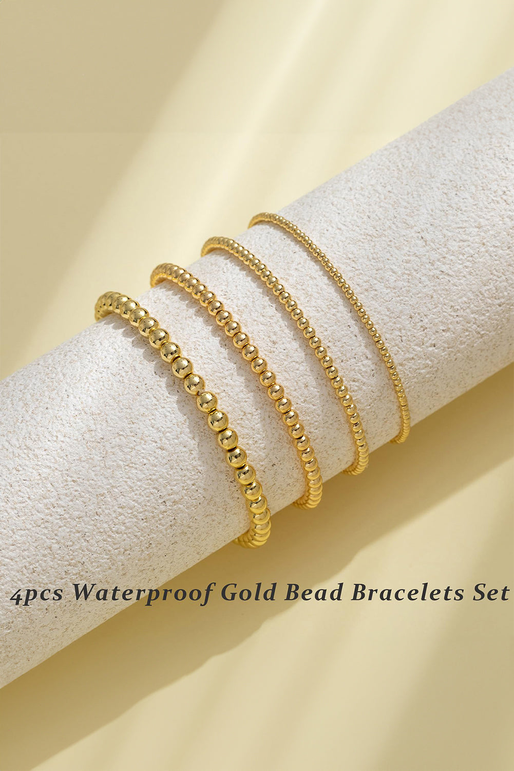 Set de 4 bracelets en perles minimalistes en or