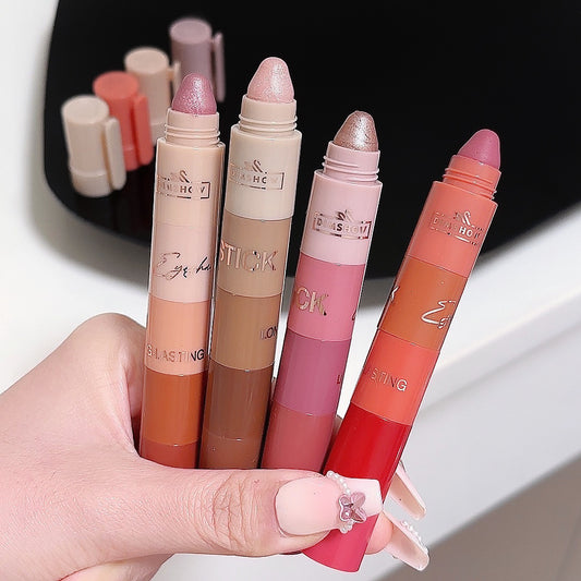 Crayon eyeliner highlight