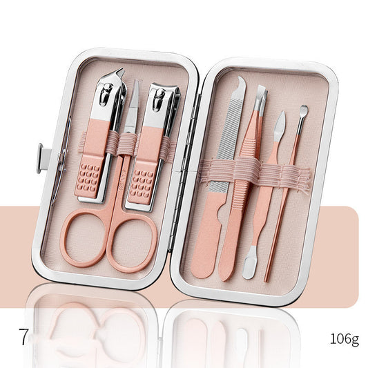 Ensemble d'outils: ciseaux professionnels, coupe-ongles, cure oreille et peau morte .Pinces pédicure