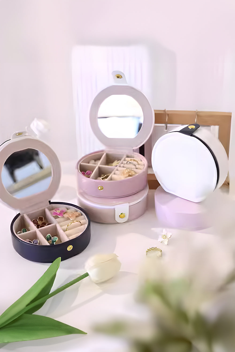 Mallette d'organisation pour bijoux rose pâle avec miroir